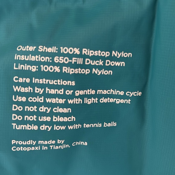 Cotopaxi hooded down parka - Picture 3 of 4